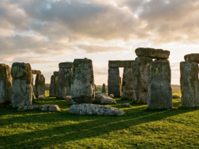 stonehenge history - Stonehenge Was Rebuilt at Least Three Times: Here's the Timeline Nobody Teaches